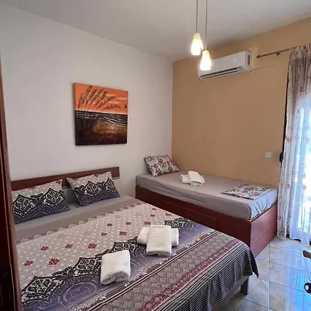 Apartment Sunny 2